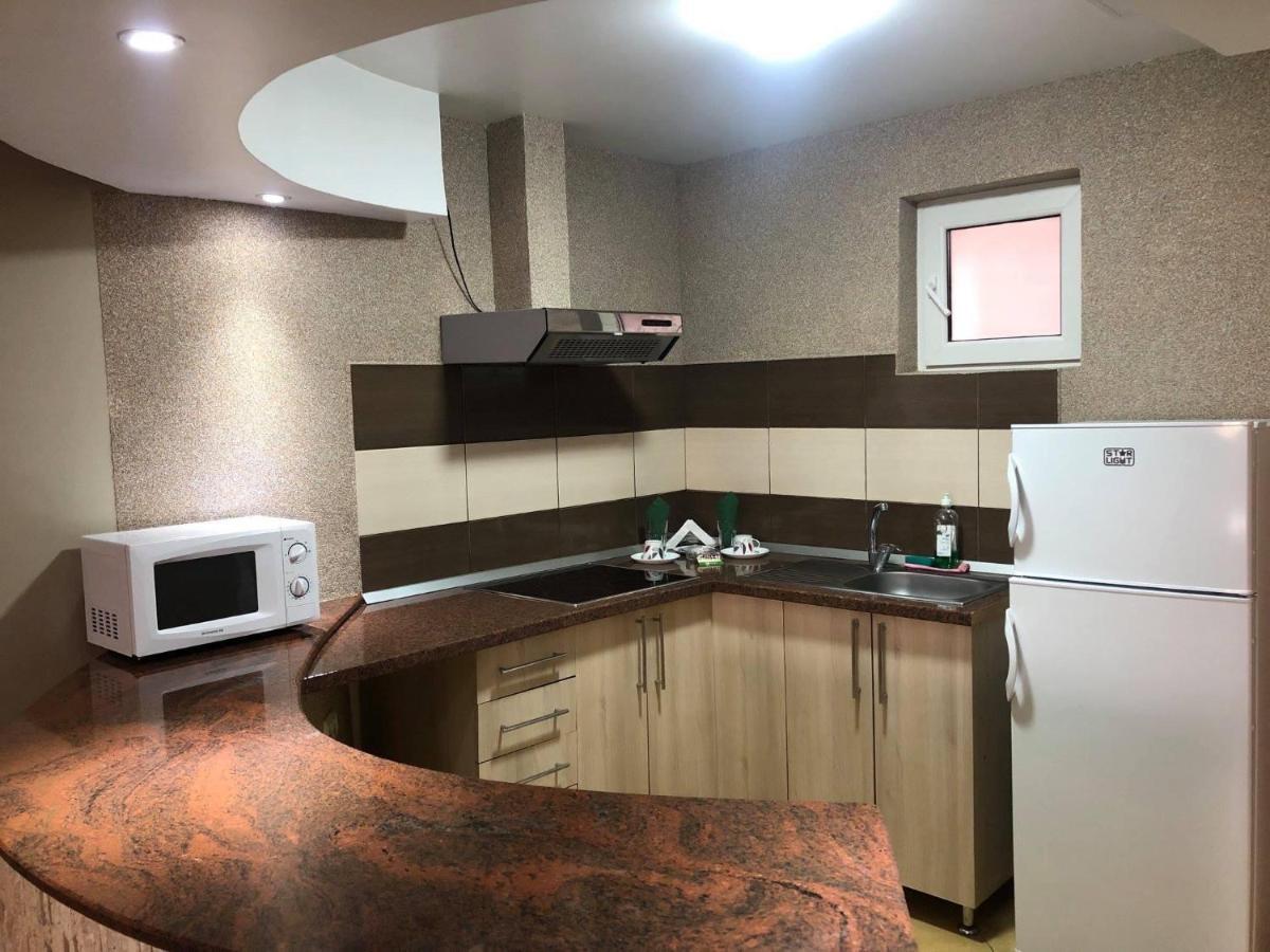 Hotel Gorunul Хунедоара Екстериор снимка